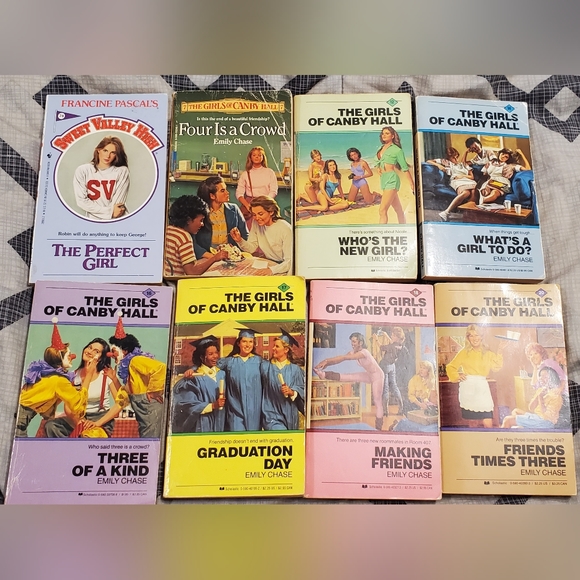 🌻Vintage Young Adult Lot - Picture 3 of 6